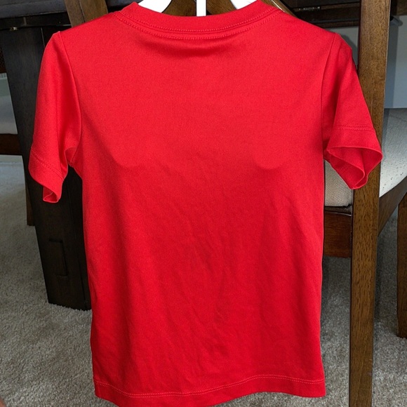 Nike Boys Dri-Fit T-Shirt Red - Picture 2 of 5